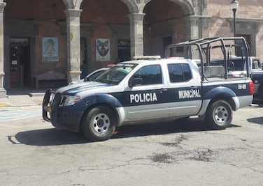 Policías de Ixmiquilpan se manifiestan por incumplimiento de exalcaldesa