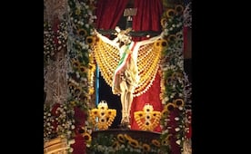 Ixmiquilpenses celebran al Señor de Jalpan; como cada año le colocaron la banda presidencial