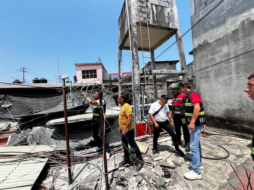 Corto circuito provoca alarma en mercado de Huejutla | Foto: especial