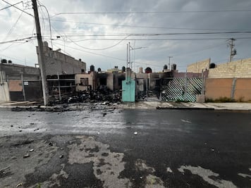 Incendio consume vivienda en El Saucillo, Mineral de la Reforma