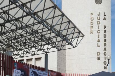 Empresas sancionadas por la Contraloría se quejan ante el PJF