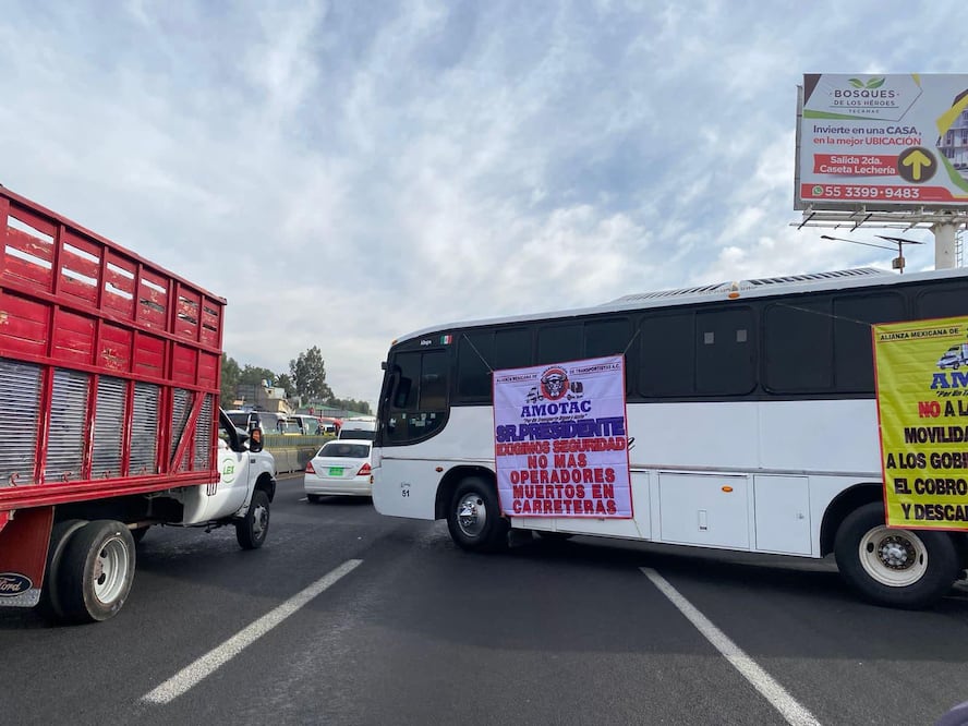 El gobernador Julio Menchaca Salazar, atestiguó la firma del Convenio de Colaboración para la Creación de un Modelo de Interconexión Metropolitana entre los estados de México, Puebla, Tlaxcala, Ciudad de México e Hidalgo, mismo que permitirá el intercambio de información en materia de investigación y procuración de justicia.