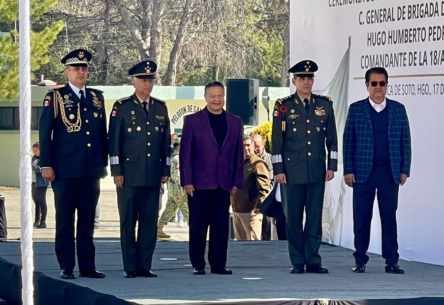 Toma posesión el nuevo comandante de la 18va Zona Militar en Hidalgo | Foto: Marco Carrillo