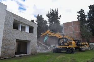 Construcción de oficinas en casa de exgobernadores concluirá en agosto de 2026