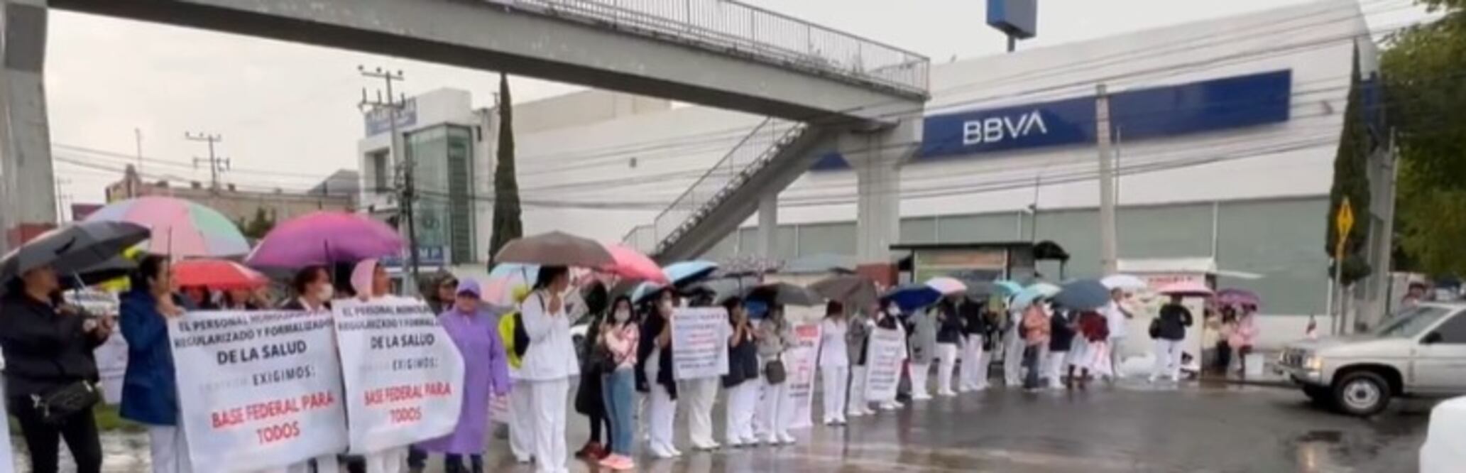 Protestan trabajadores de la salud en Pachuca I Foto: Especial