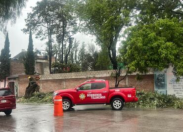 En Tulancingo, limpian dren para reducir riesgo de inundaciones en el corredor vial San José