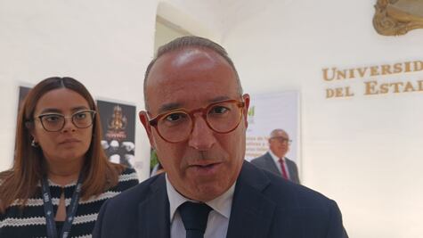 Vicente Martínez Alpuente asume dirección artística de la Orquesta Sinfónica de la UAEH