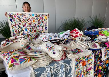 Van contra la piratería en tenangos, bordados del Mezquital y aguamiel de Hidalgo