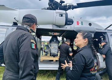 Envían por aire bomba de agua a Jacala tras 15 días sin servicio