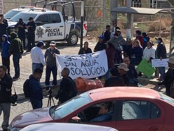 Tras más de 3 horas de bloqueo, habitantes de San Antonio liberaron el paso vehicular en la México-Pachuca