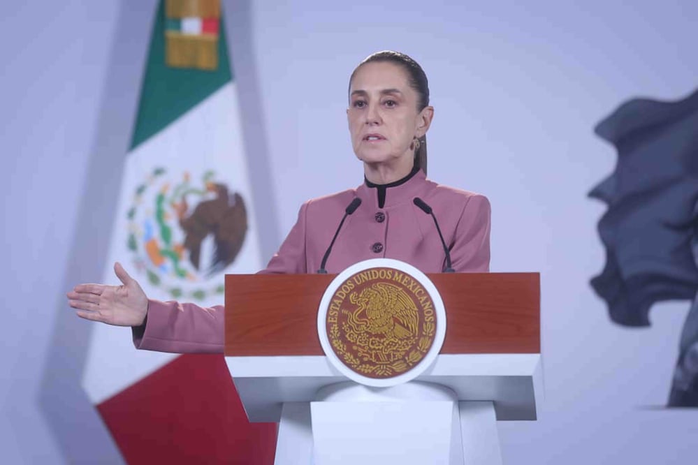 La presidenta de México, Claudia Sheinbaum Pardo, encabeza la conferencia matutina "Las Mañaneras del Pueblo". Foto: Agencia EL UNIVERSAL/Luis Camacho/ARMM
