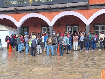 Manifestación en la alcaldía de Calnali; existen nombramiento de delegado