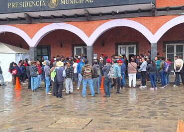 Manifestación en la alcaldía de Calnali; existen nombramiento de delegado