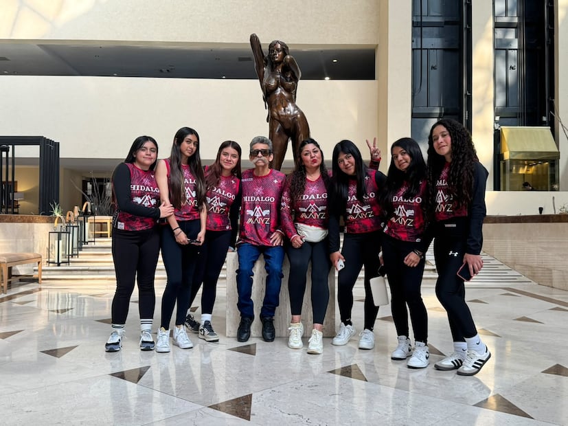Génesis García, Melisa García, Judith Velazco, Jimena Ramírez, Julia Soriano y Camila Mejía destacaron por su compromiso y determinación al representar a Hidalgo en una competencia realizada en Chihuahua