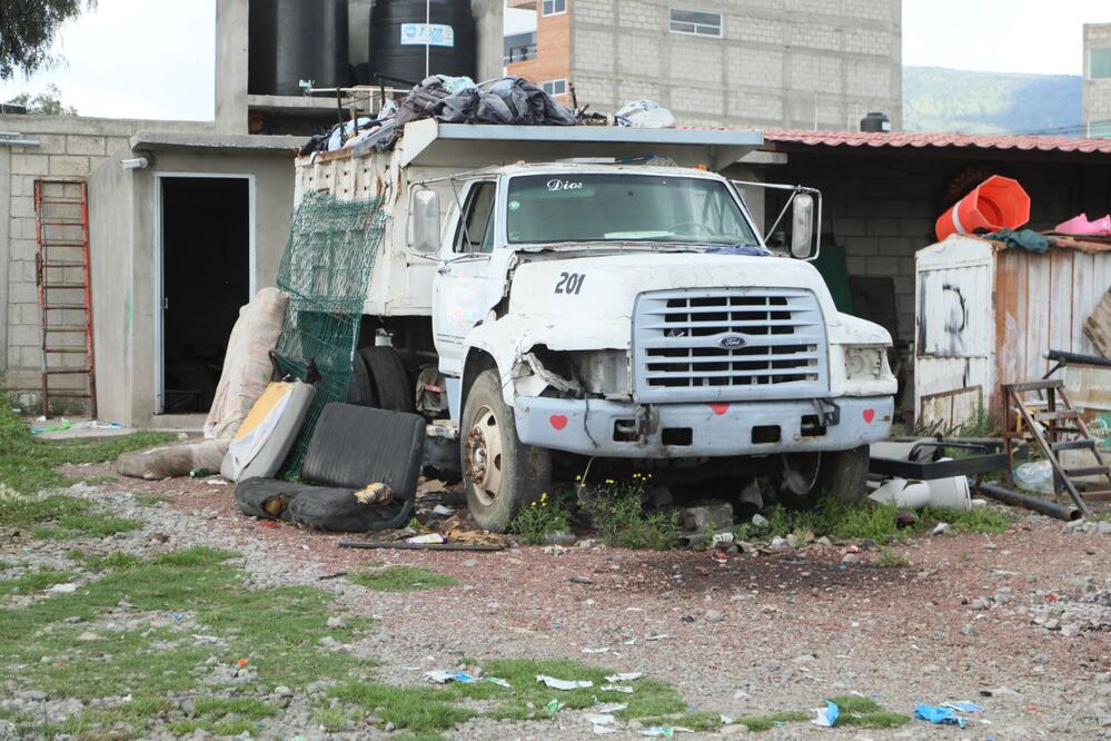 Eduardo Medécigo aseguró que “en breve” pondrán en marcha más camiones compactadores y camionetas recolectoras, debido a que están siendo habilitados para los trabajos que realizarán.  Foto: FB Lalo Medécigo