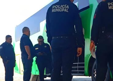 Mujer sufre lesiones graves al quedar atrapada en el maletero de un autobús en Hidalgo