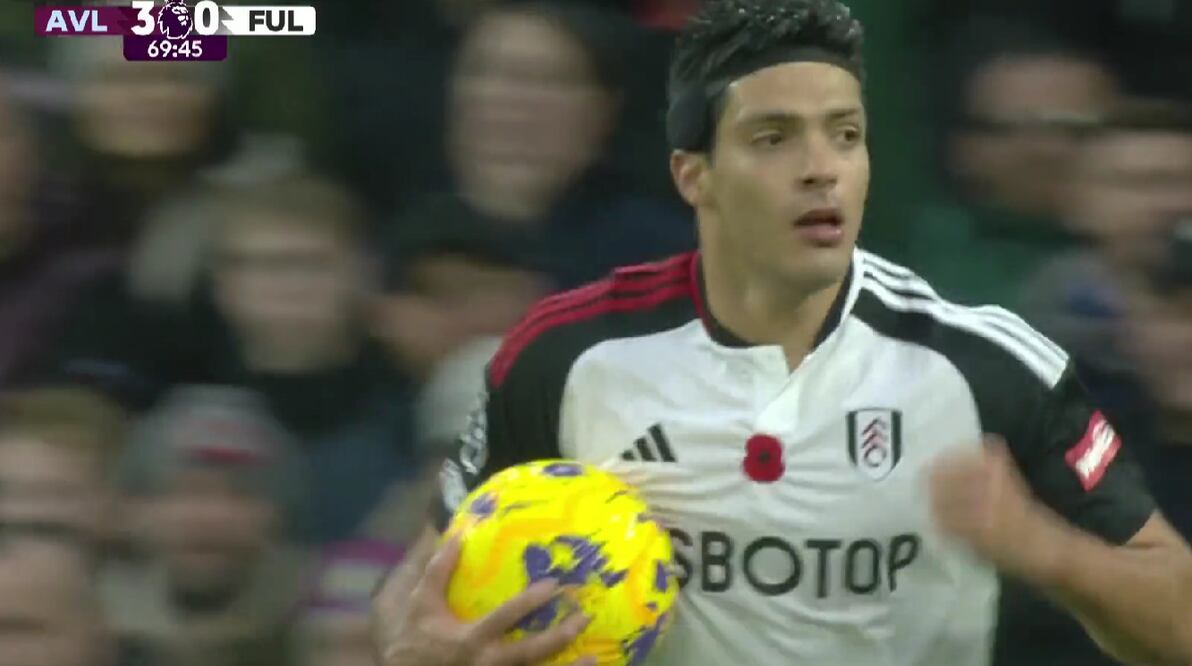 Raúl Jiménez vuelve a la senda goleadora Foto: Toma de video Paramount