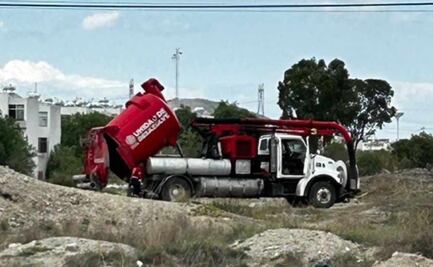 Captan a personal de CAAMTH descargando desechos en dren pluvial de Tizayuca