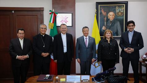 Gobernador Julio Menchaca se reúne con el Embajador del Vaticano en México