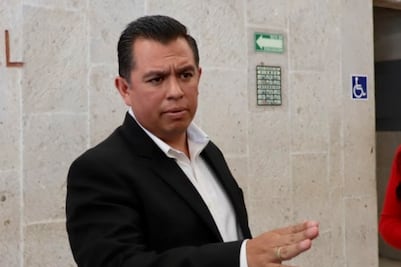 Hasta que asegure candidatura, Hernández Araus pedirá licencia en el Congreso