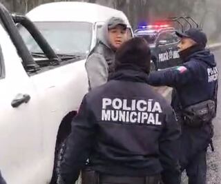 VIDEO Denuncian extorsión de policías del Mineral del Monte