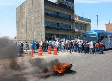 Usuarios de riego del distrito 003, módulo de Ajacuba se manifiestan en Conagua