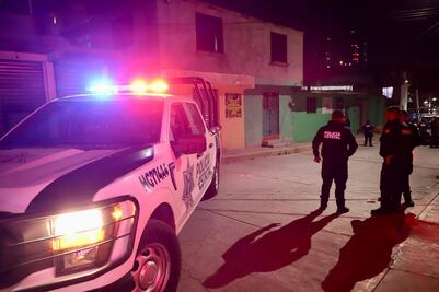 Detienen a tres presuntos narcomenudistas en operativo en Pachuca