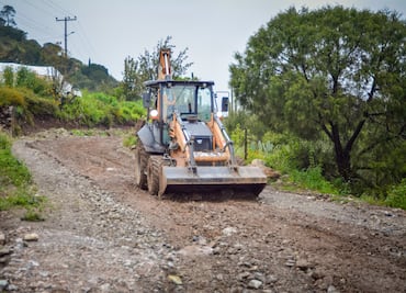 Vías en Ixmiquilpan permanecen parcialmente abiertas tras derrumbes