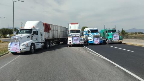 Continúan los cortes a la circulación en carreteras en Hidalgo