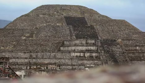 Ataque en Teotihuacán genera reacción internacional; gobiernos activan apoyo a sus ciudadanos 