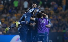 Pachuca viene de atrás y vence a Tigres en el Volcán con IMPRESIONANTE gol de Kenedy