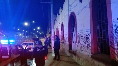 Detienen a una persona con presunta droga y dos armas de fuego de utilería en Actopan