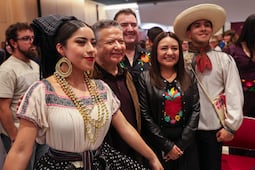 Hidalgo entrega apoyos a 85 proyectos artísticos y reconoce otras 35 iniciativas culturales