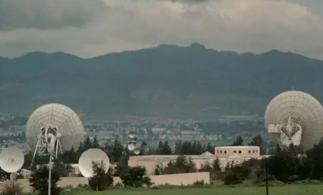 La Estación Terrena de Tulancingo es administrada por Finabien, a través del Sistema Satelital Mexicano (Mexsat), cuyo Centros de Control y Comando están en Ciudad de México y Hermosillo; mediante la operación de los satélites Bicentenario y Morelos 3.