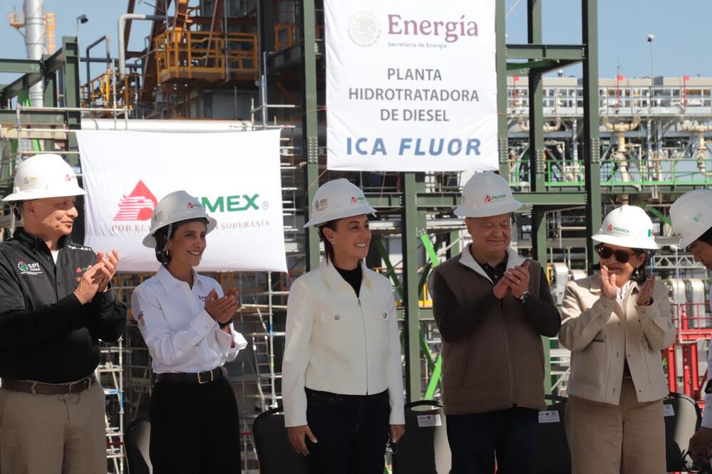 Claudia Sheinbaum visitó la refinería de Tula I Foto: Luis Soriano