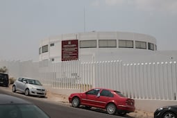 Por omisiones y faltas administrativas inhabilitan a 16 funcionarios