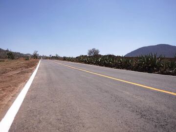 Supervisan obras en Singuilucan