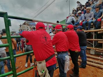 A minutos de iniciar la Santiagada
