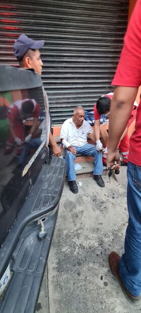 Un accidente provocado por una persona octagenaria dejó varios heridos y daños materiales  Foto: Francisco Bautista