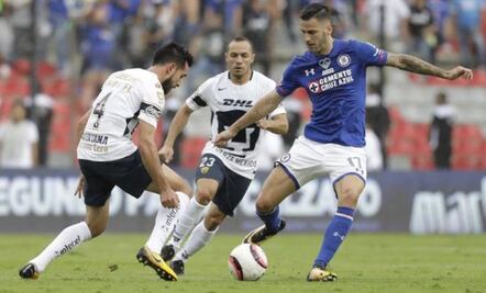 Pumas y Cruz Azul, con el tiempo en contra