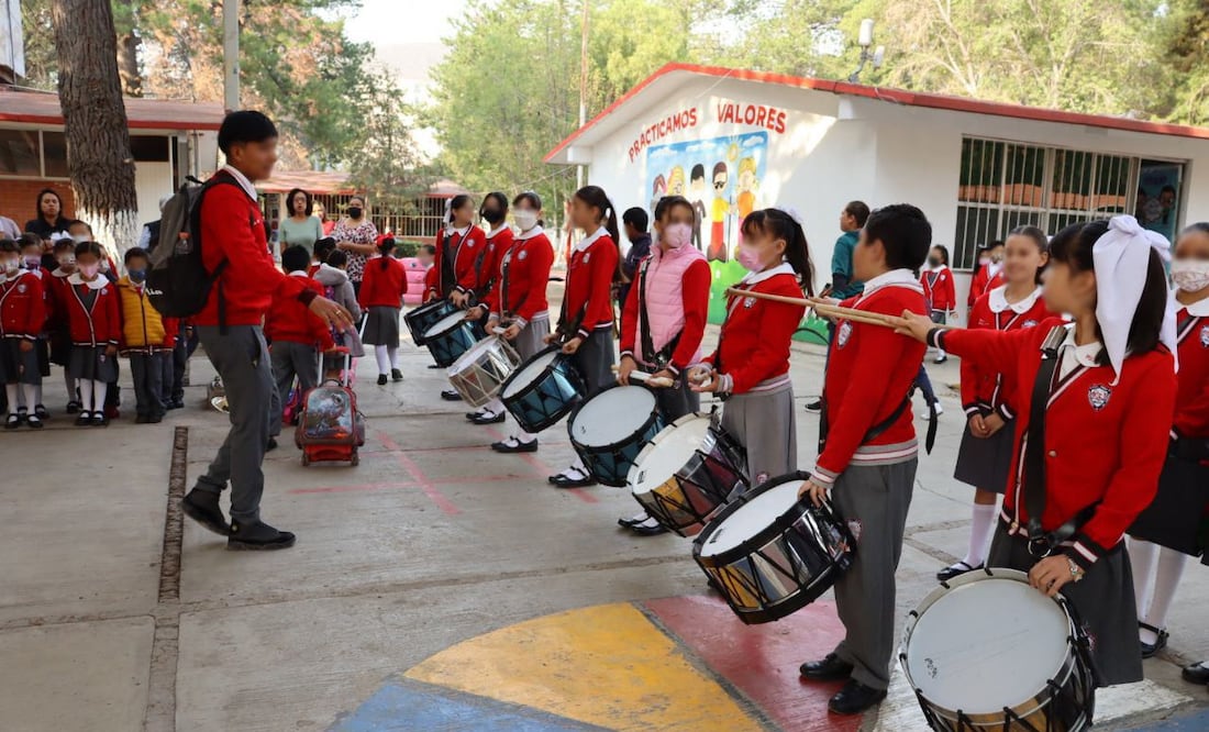 En la entidad un total de 52 mil 636 docentes ofrecen educación a los escolares de niveles básico y medio superior | Foto: SEPH
