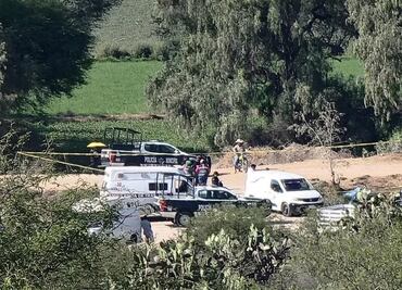 Hallan cadáver flotando en canal de aguas negras en Tlaxcoapan