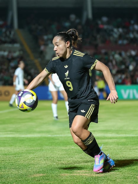 Charlyn Corral lidera el goleo mundial tras su histórica temporada con las Tuzas del Pachuca | Facebook: Charlyn Corral