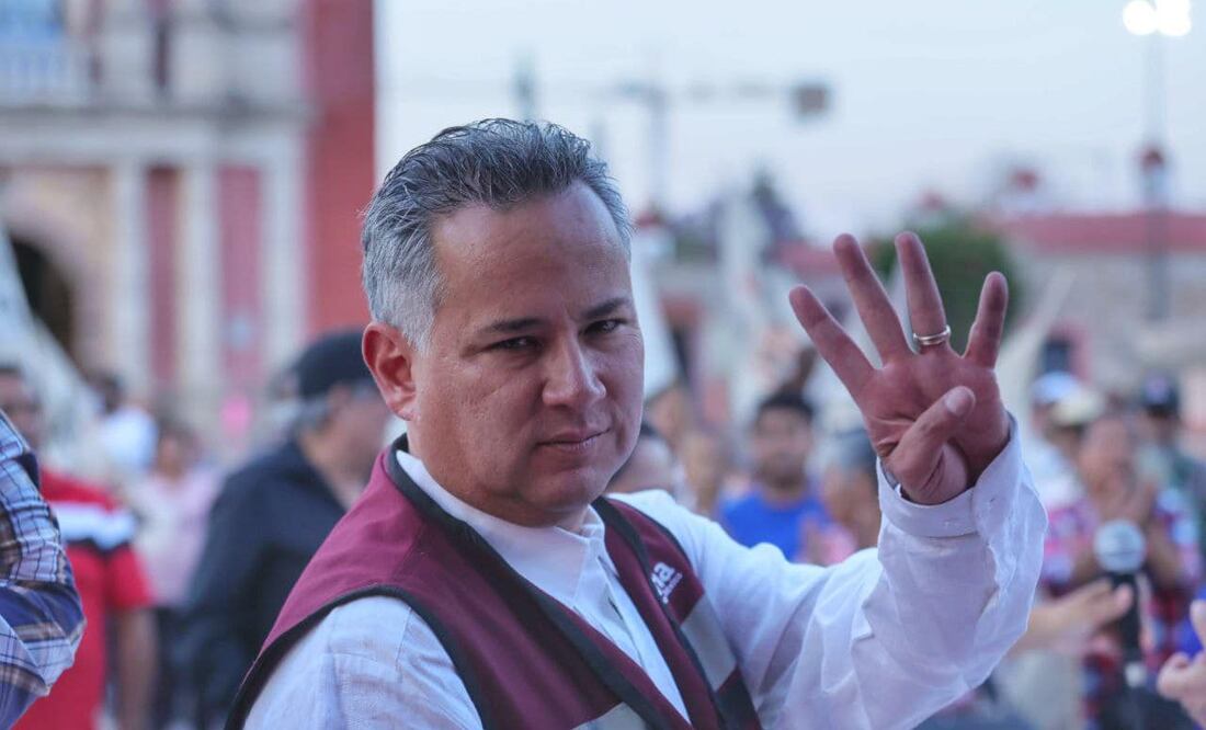 Facebook: Santiago Nieto