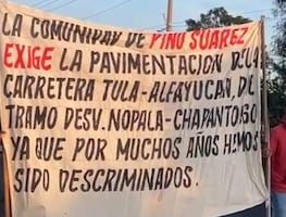 Pobladores de Pino Suárez bloquean carretera por falta de mantenimiento