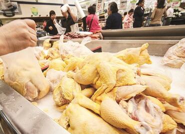 Pollo contaminado en Pachuca; cómo identificar carne en mal estado