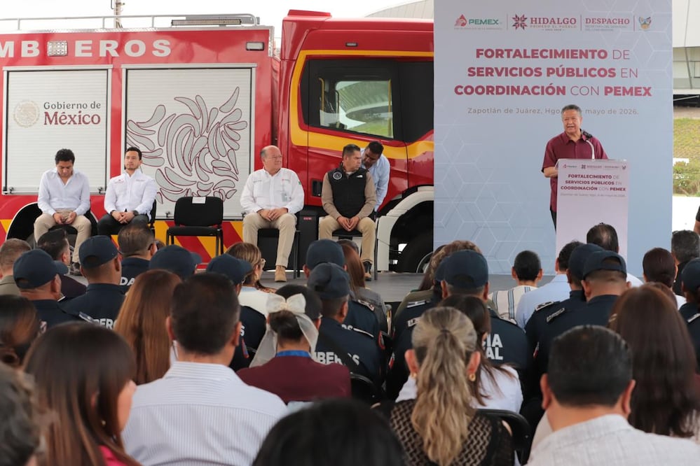 Raúl Ojeda Zubieta, gerente de Responsabilidad Social de Pemex visitó el C5i | Foto: Luis Soriano