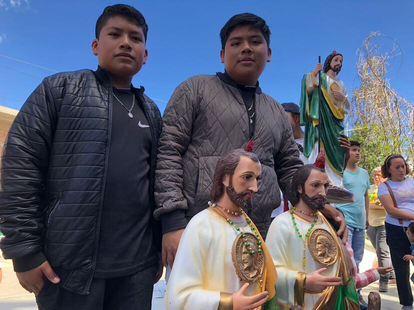 Los fieles que llegan de distintos puntos de Pachuca y municipios cercanos agradecen los milagros cumplidos Foto: Enrique Moran