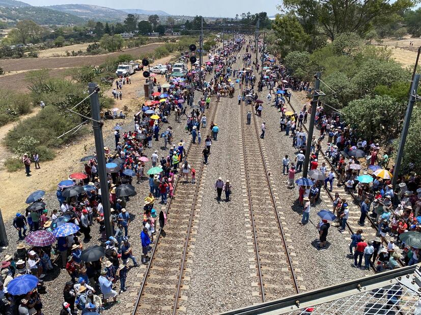 ¿Qué medidas de seguridad se deben tomar al presenciar el paso de locomotoras? | Foto: Luis Soriano