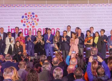 Xóchitl Gálvez presenta equipo de especialistas